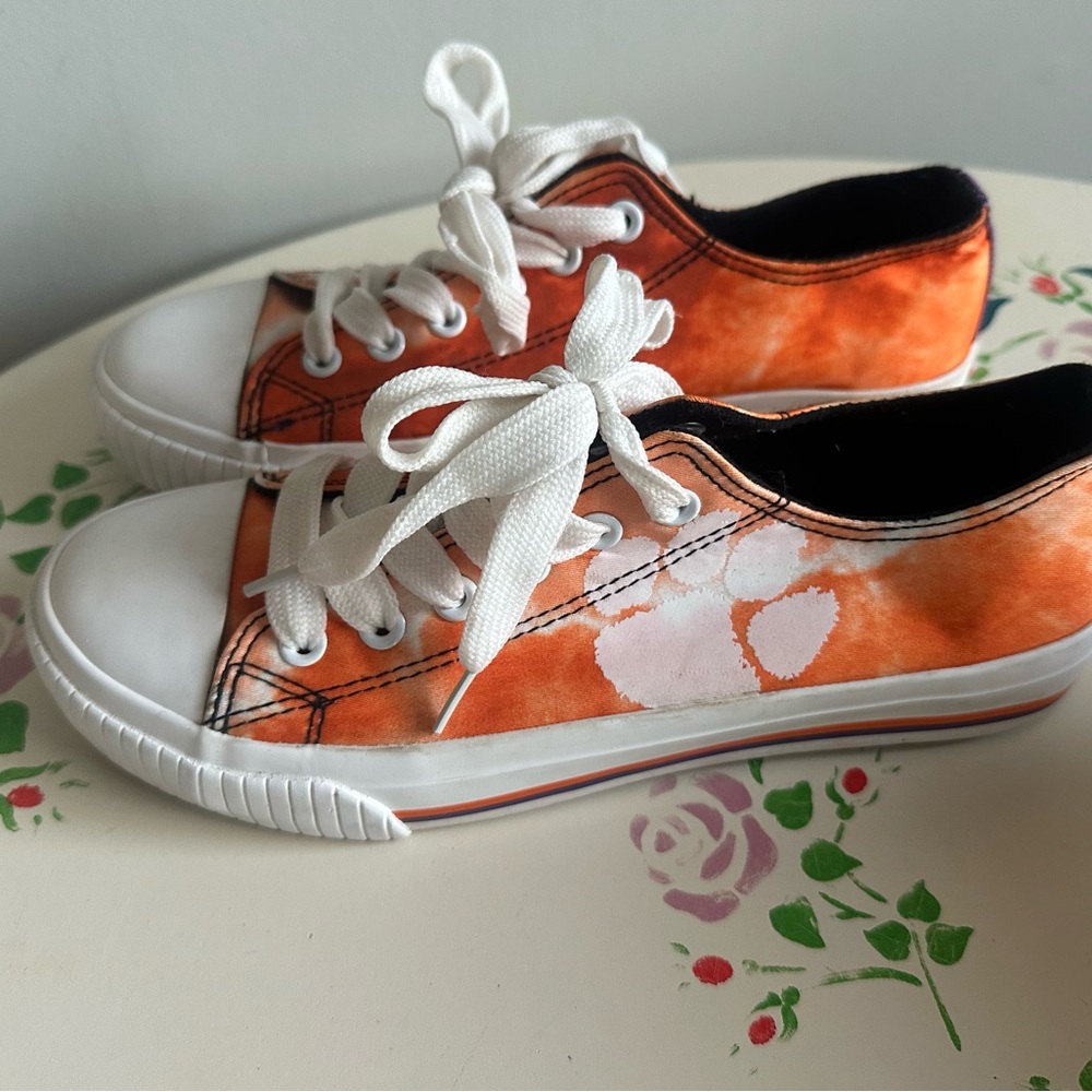 CLEMSON NCAA Orange and White Canvas Sneakers